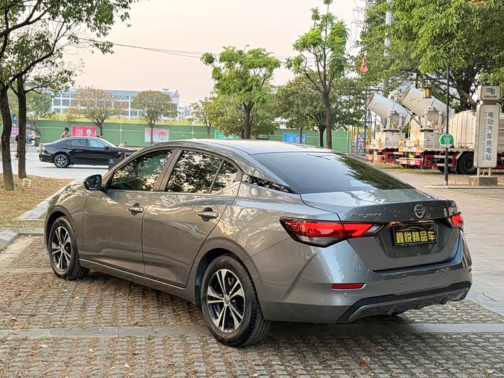 Фото 12 - Nissan Sylphy