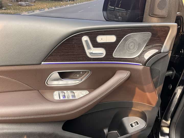 Фото 9 - Mercedes-Benz GLE-Class