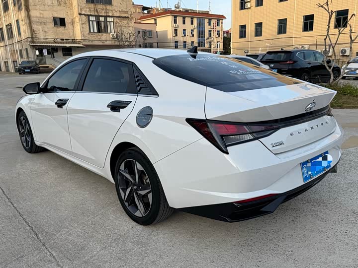 Фото 5 - Hyundai Elantra N line