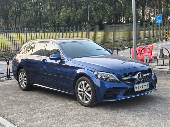 Фото 3 - Mercedes-Benz C-Class