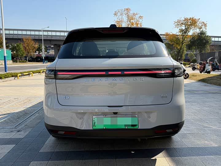 Фото 14 - Leapmotor B10