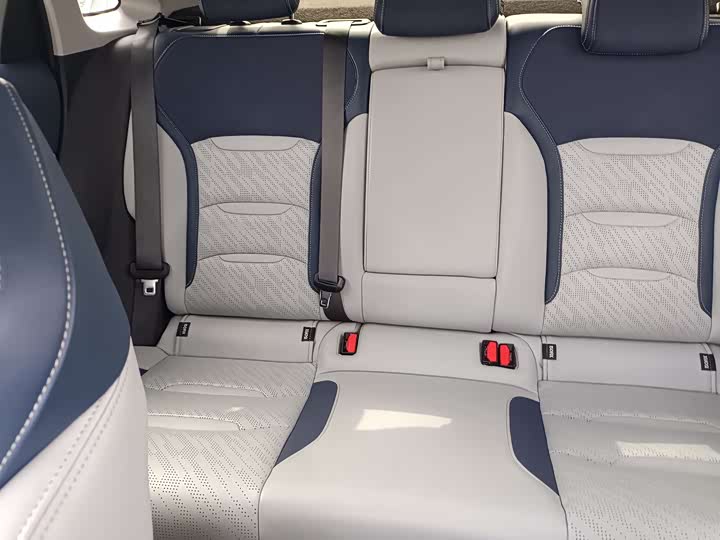 Фото 10 - Geely Preface