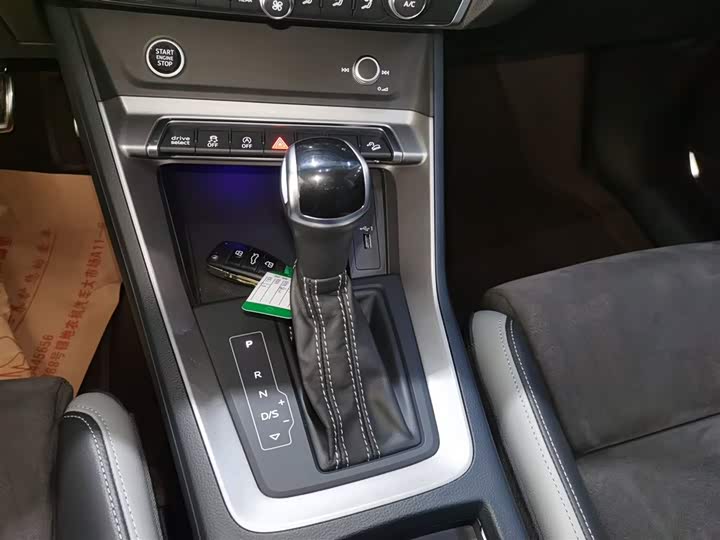 Фото 14 - Audi Q3