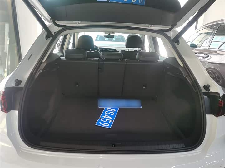 Фото 19 - Audi Q3