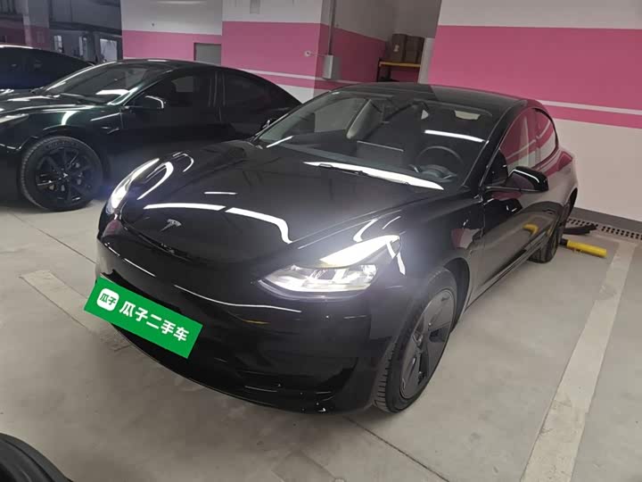 Фото 2 - Tesla Model 3