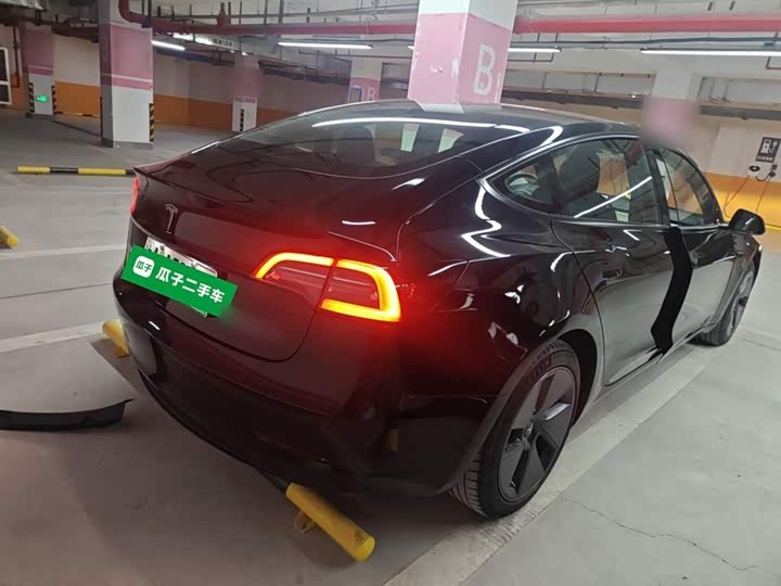 Фото 7 - Tesla Model 3