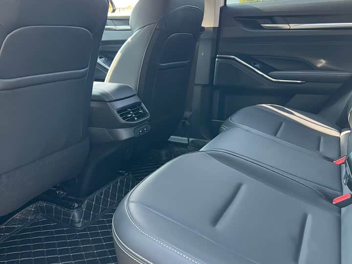 Фото 9 - Haval H6