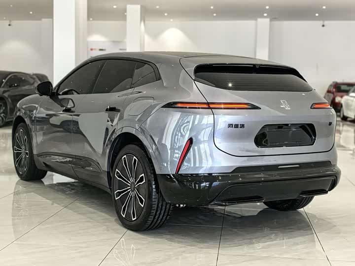 Фото 4 - Avatr 07