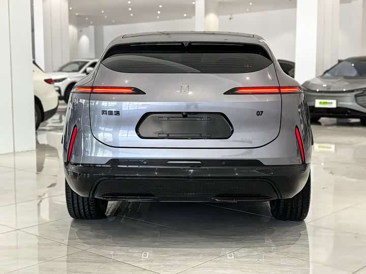 Фото 6 - Avatr 07