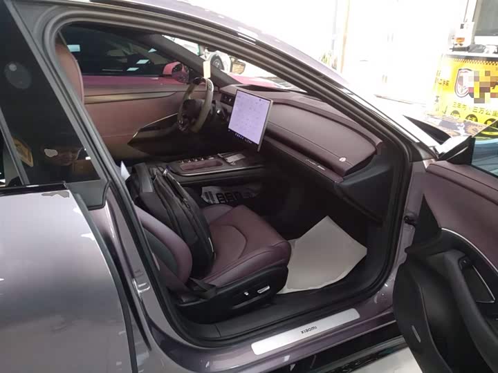 Фото 25 - Xiaomi SU7