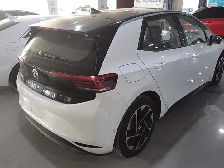 Фото 3 - Volkswagen ID.3