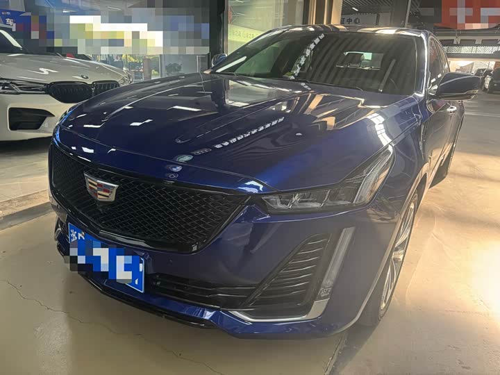 Фото 1 - Cadillac CT5