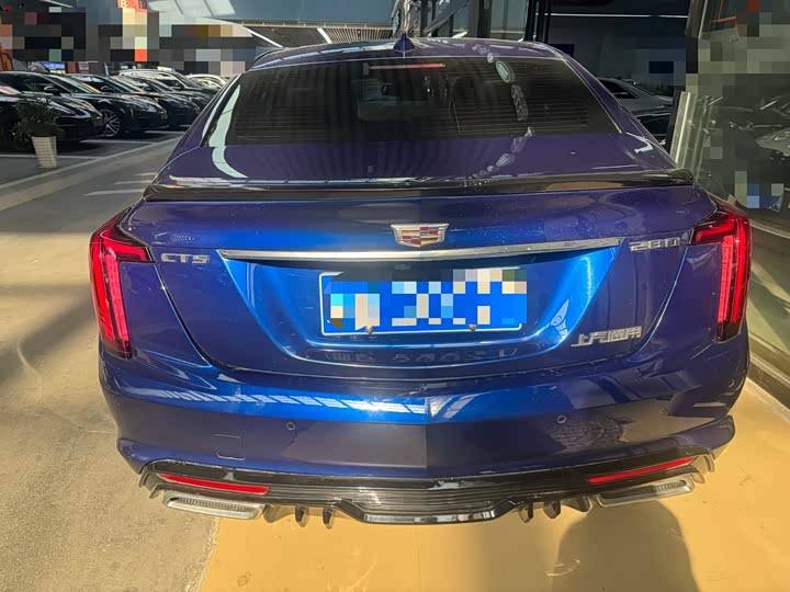 Фото 17 - Cadillac CT5