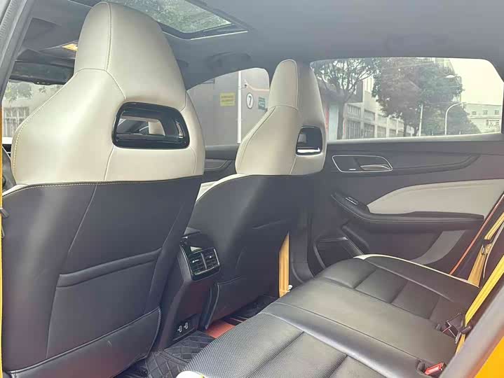 Фото 7 - MG Motor 6