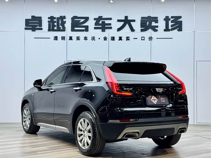 Фото 27 - Cadillac XT4