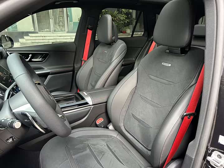 Фото 10 - Mercedes-Benz GLC-Class AMG