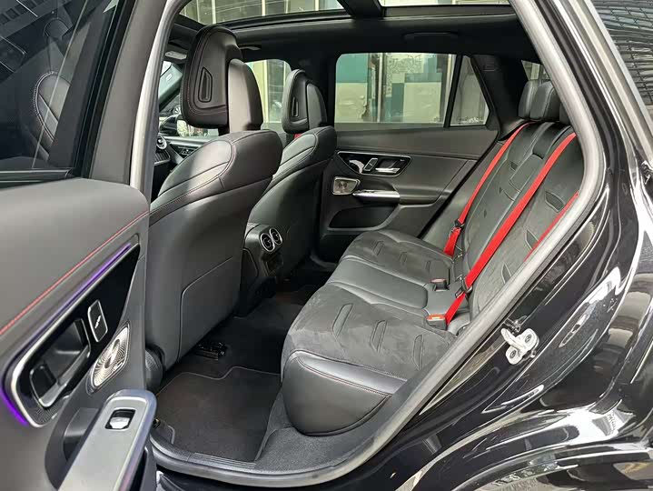 Фото 11 - Mercedes-Benz GLC-Class AMG