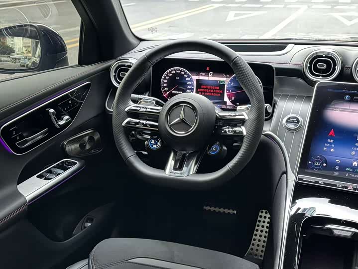 Фото 8 - Mercedes-Benz GLC-Class AMG