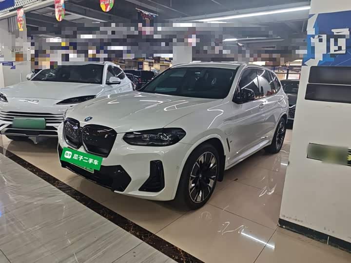 Фото 2 - BMW iX3