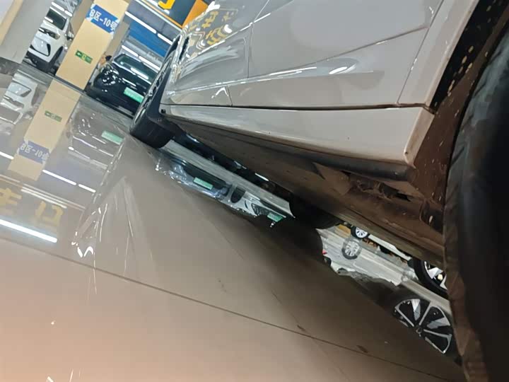 Фото 22 - BMW iX3