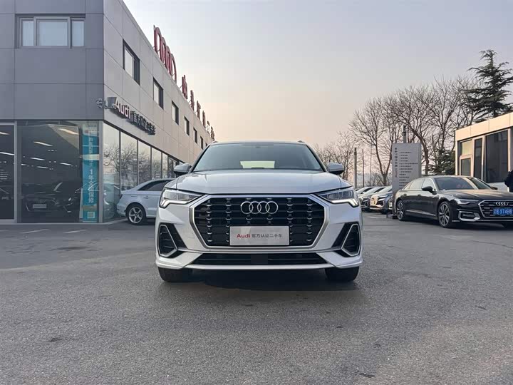 Фото 2 - Audi Q3