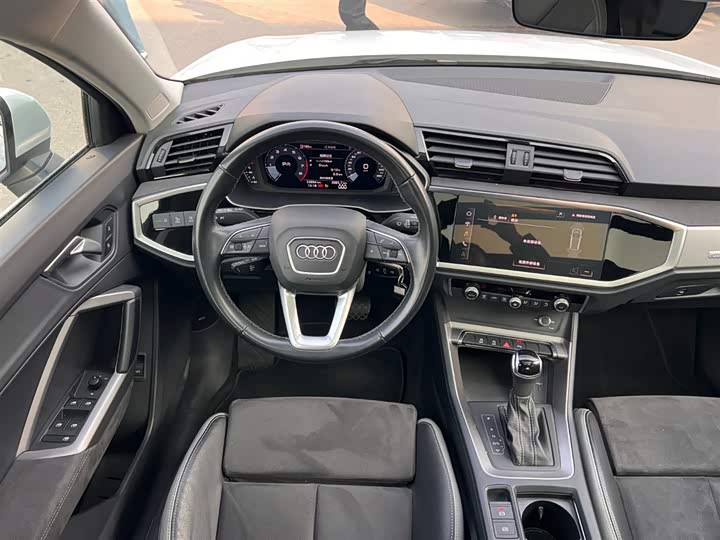 Фото 5 - Audi Q3