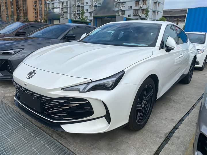 Фото 2 - MG Motor 7