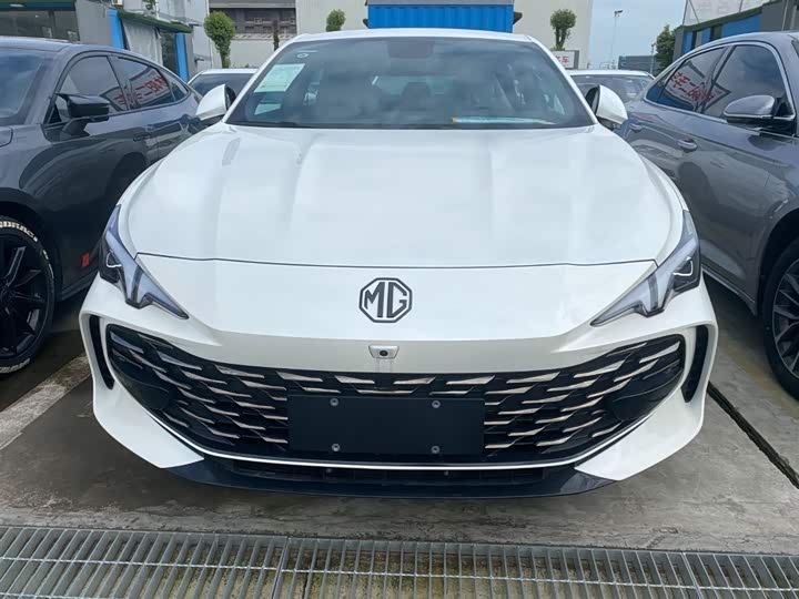 Фото 3 - MG Motor 7