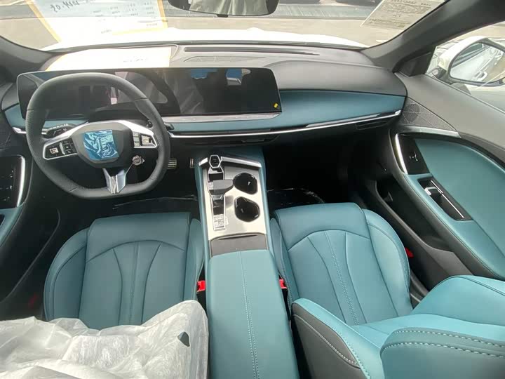 Фото 6 - MG Motor 7