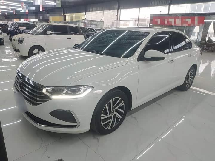 Фото 2 - Volkswagen Lavida