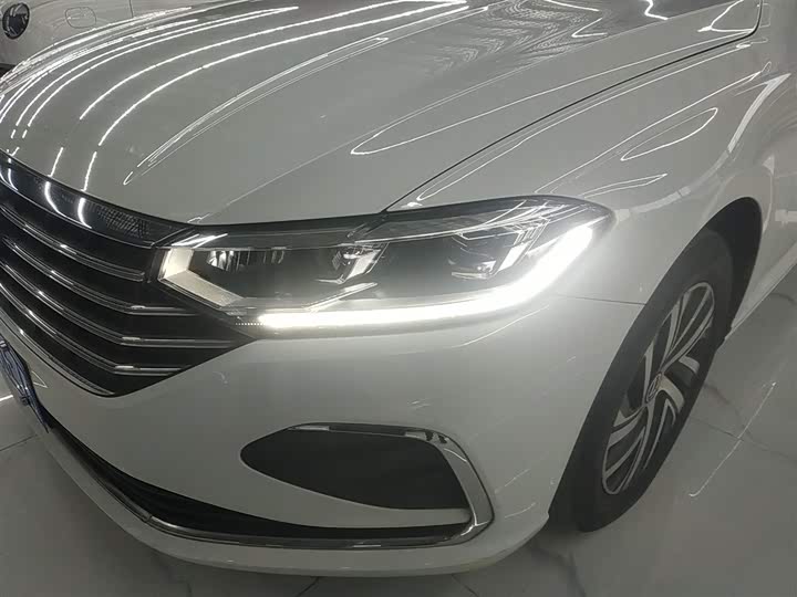 Фото 24 - Volkswagen Lavida