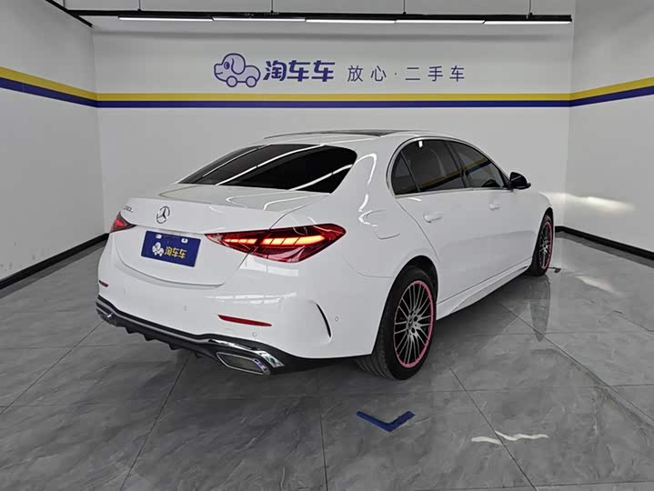 Фото 3 - Mercedes-Benz C-Class