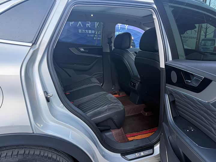 Фото 8 - Hongqi HS5