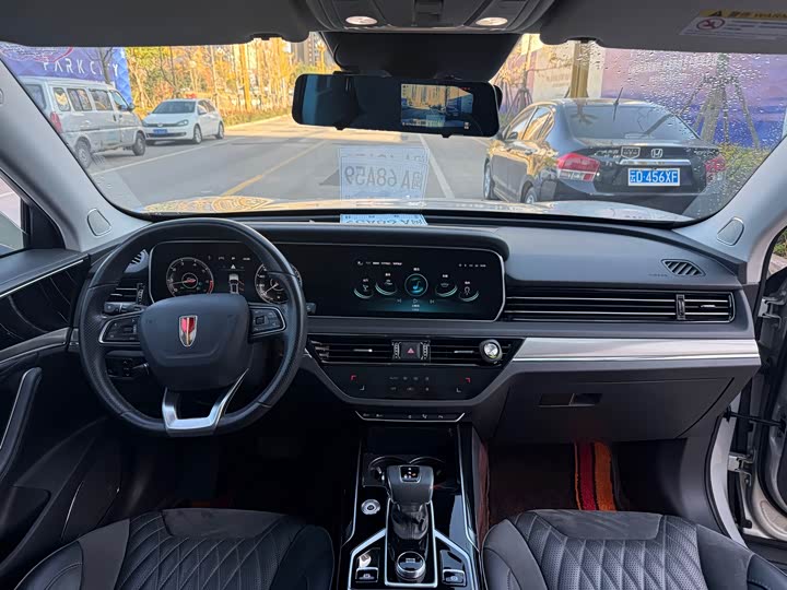 Фото 9 - Hongqi HS5