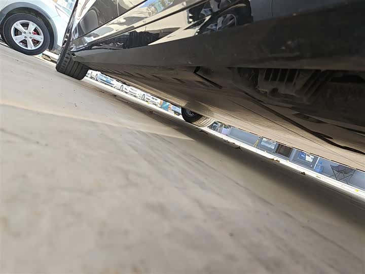 Фото 22 - BMW i5