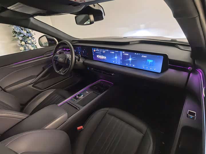 Фото 19 - Ford Mondeo