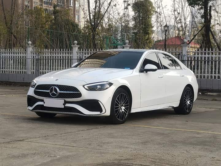 Фото 1 - Mercedes-Benz C-Class