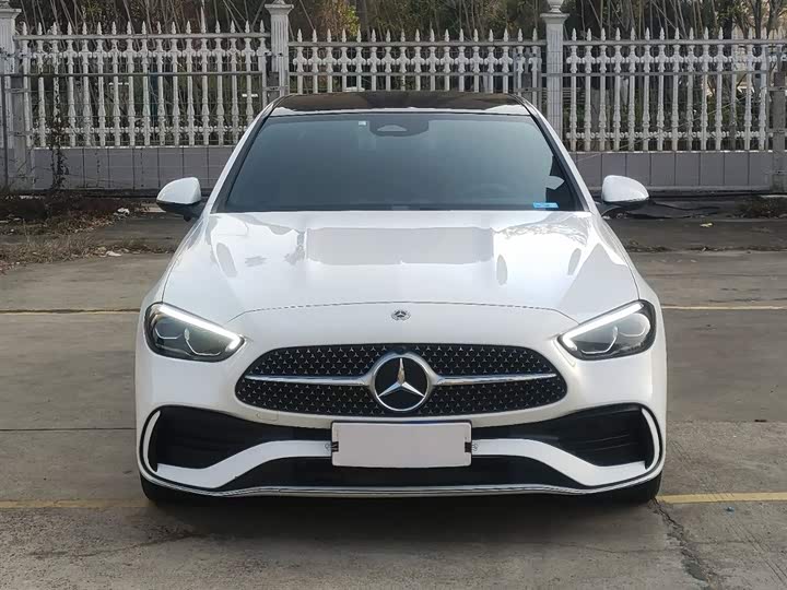 Фото 10 - Mercedes-Benz C-Class