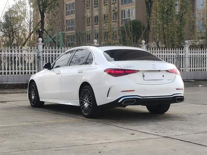 Фото 12 - Mercedes-Benz C-Class