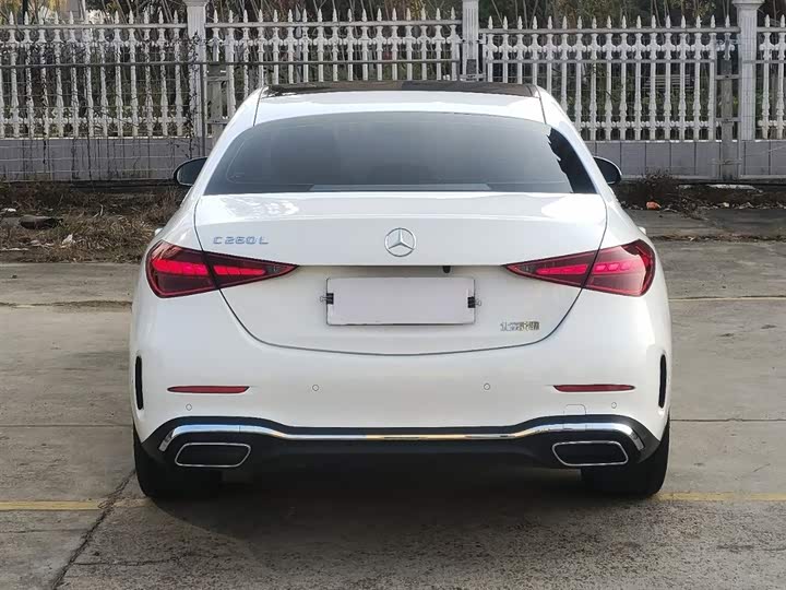 Фото 13 - Mercedes-Benz C-Class