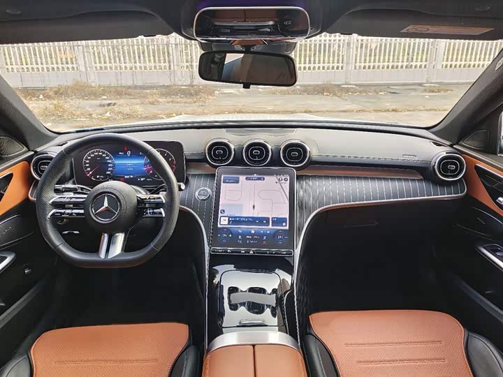 Фото 16 - Mercedes-Benz C-Class