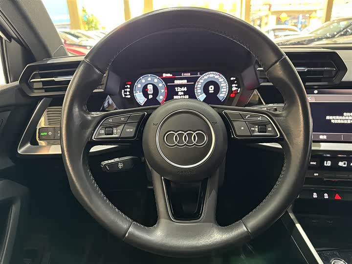 Фото 10 - Audi A3