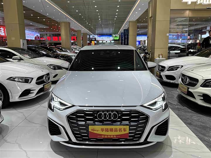 Фото 2 - Audi A3