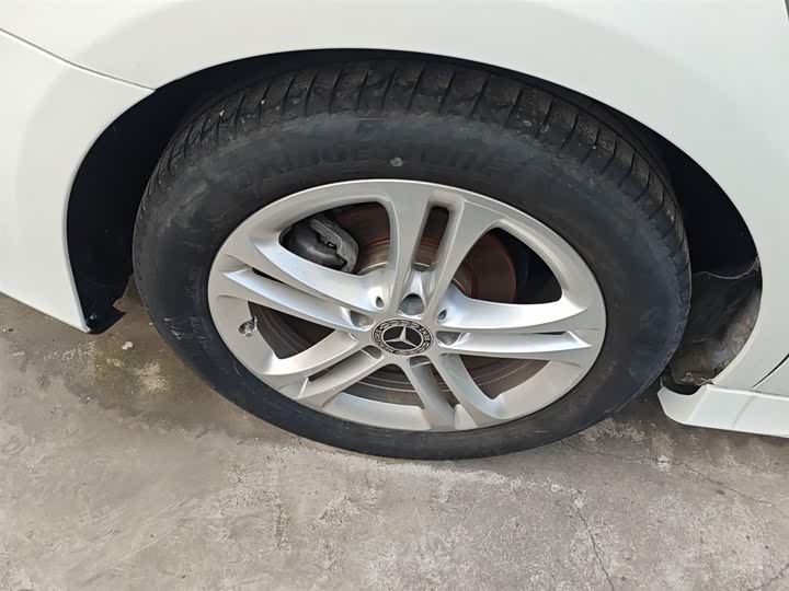 Фото 26 - Mercedes-Benz A-Class