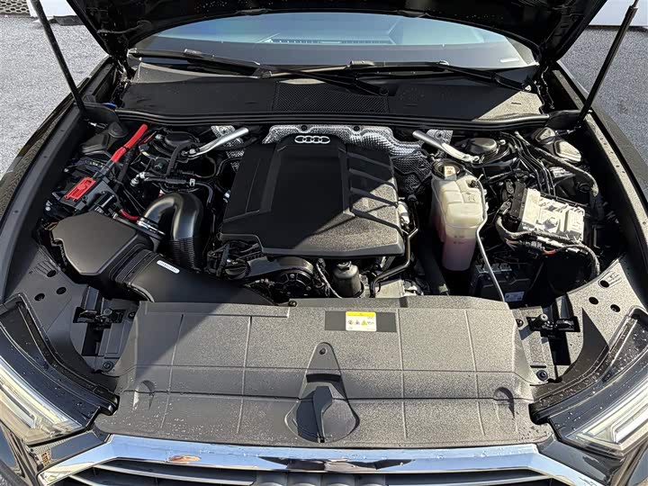 Фото 24 - Audi A6L