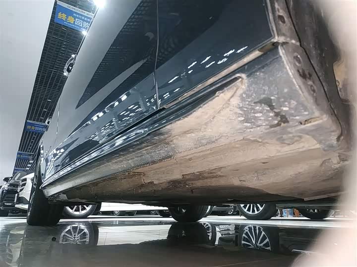 Фото 21 - Audi A4L