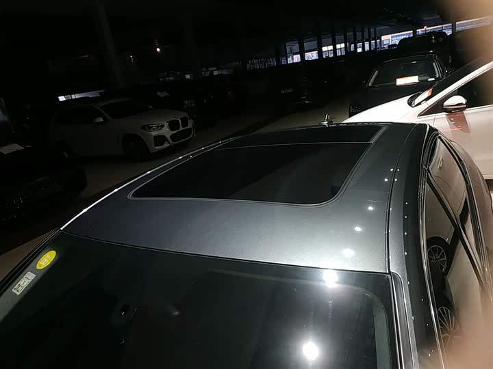 Фото 27 - Audi A4L