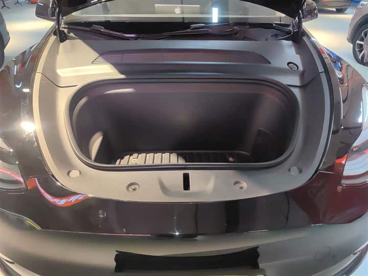 Фото 20 - Tesla Model Y