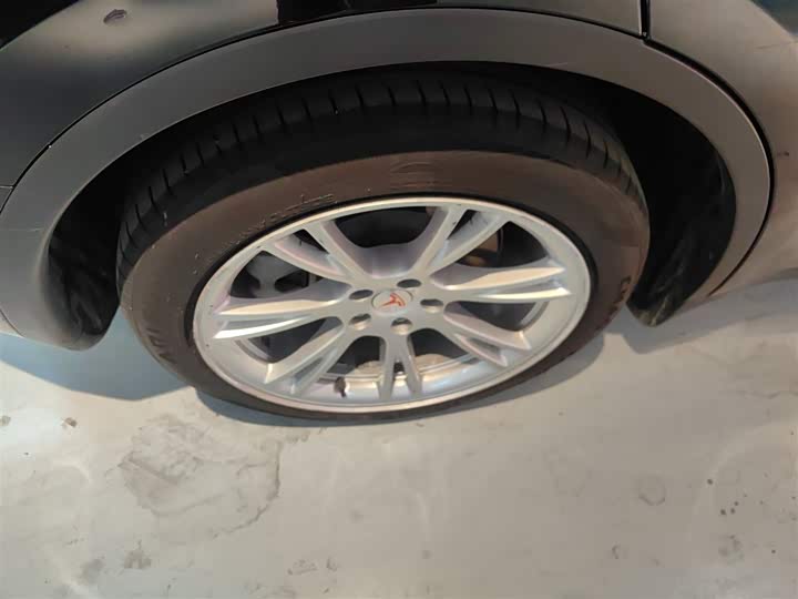 Фото 26 - Tesla Model Y