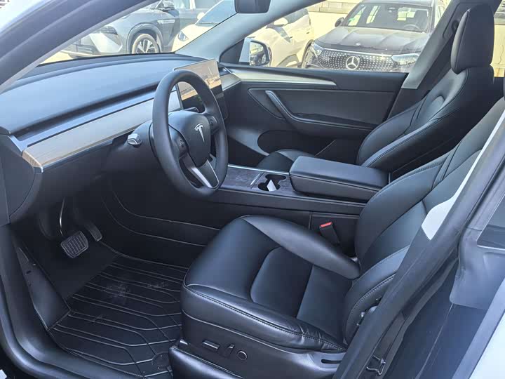 Фото 5 - Tesla Model Y